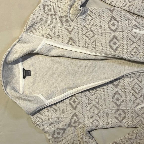 Eddie Bauer Women's Geometric Print Fleece Zip Up Jacket Size S - Picture 3 of 7